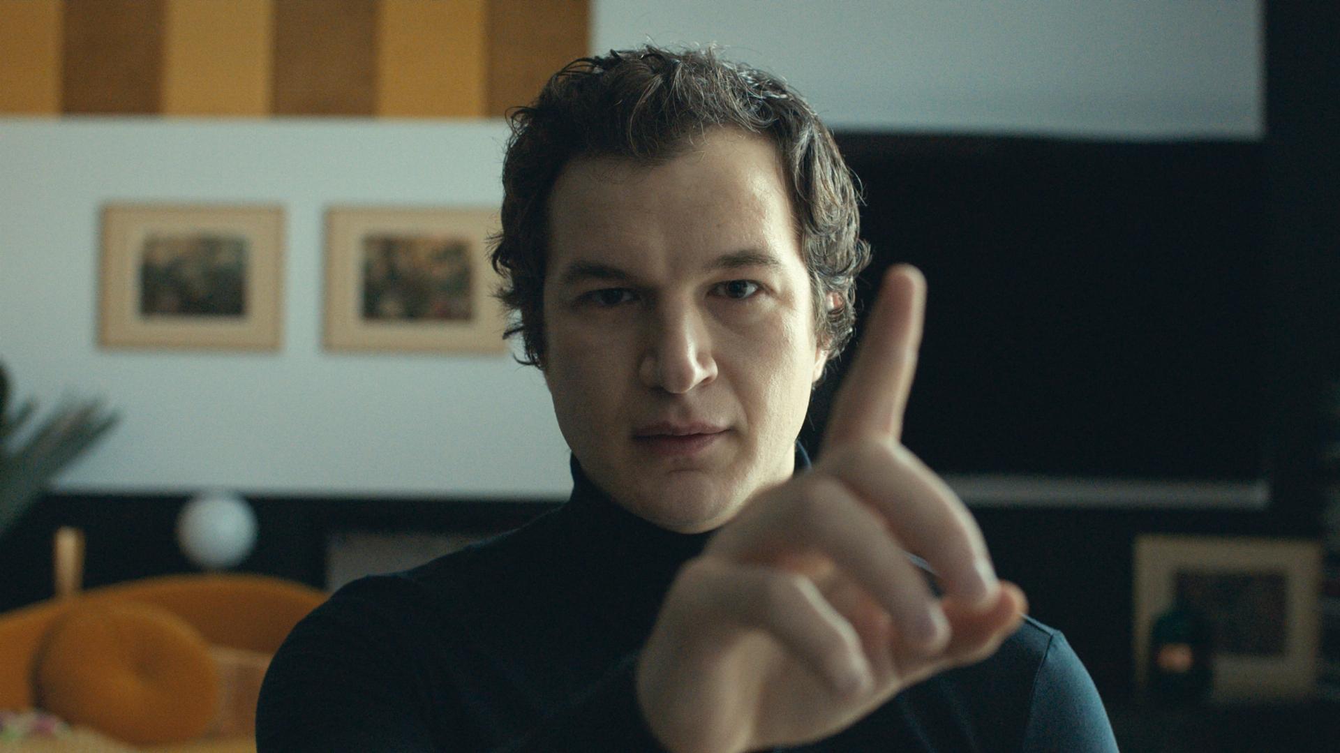 თოვლი აღარ იქნება / Never Gonna Snow Again