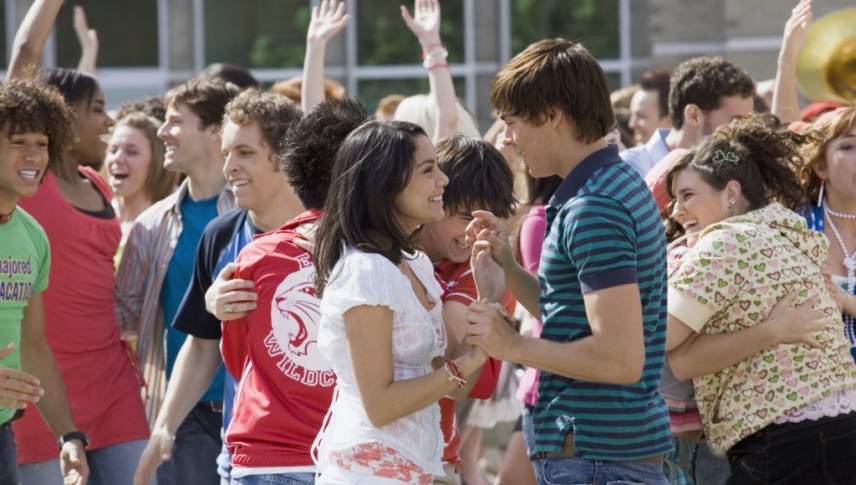 მიუზიკლი საშუალო სკოლაში 2 / High School Musical 2
