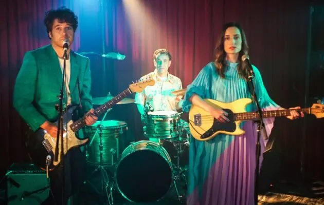 ბენდი (2017) Band Aid / ქართულად, ინგლისურად, რუსულად